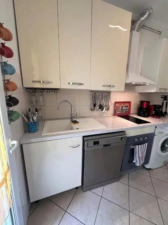 Appartement à louer, 55m², Antibes
