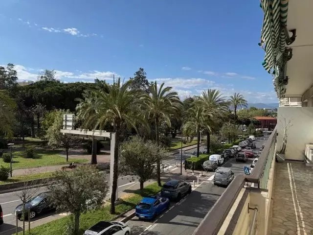 Appartement à louer, 50m², Antibes