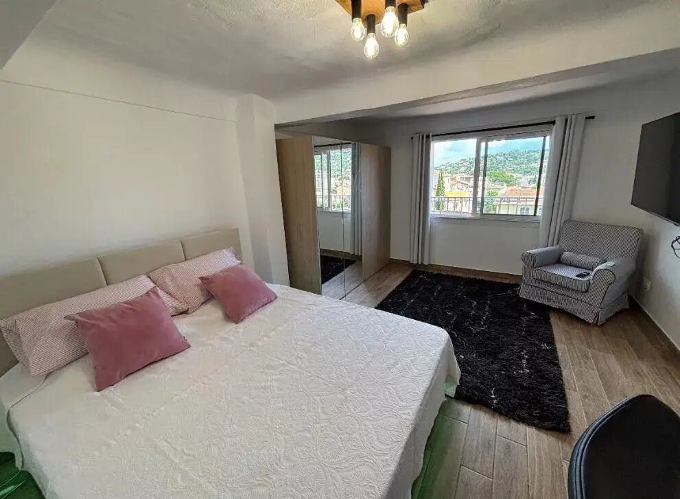 Appartement à louer, 54m², Vallauris
