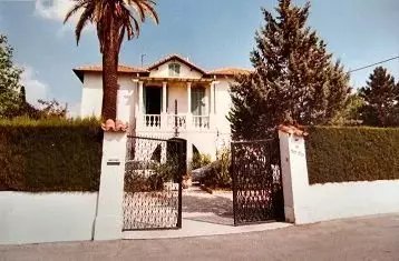 Maison à louer, 12m², Juan-les-Pins