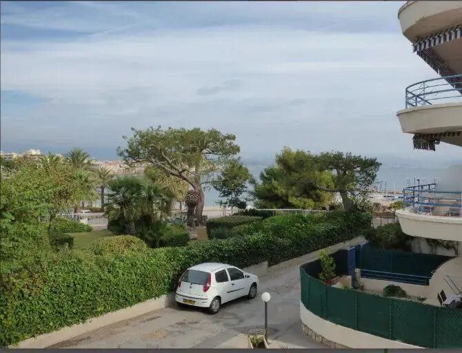 Appartement à louer, 22m², Antibes