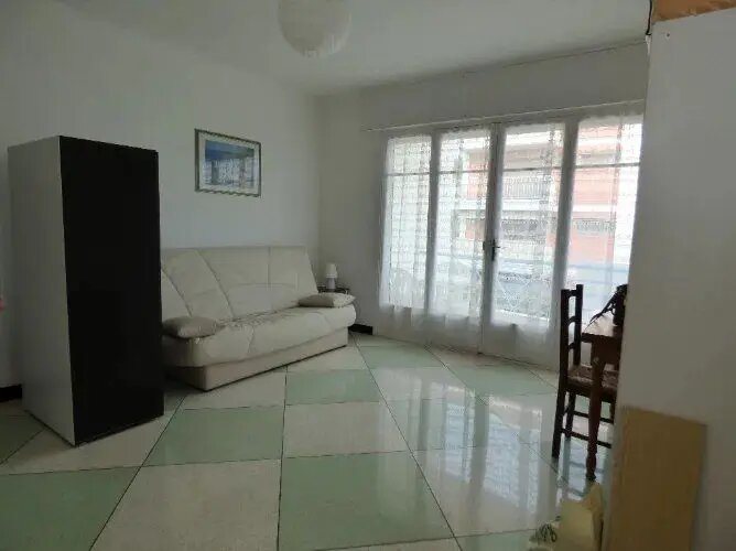 Appartement à louer, 22m², Antibes
