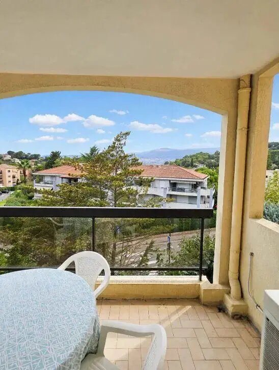 Appartement à louer, 70m², Mougins