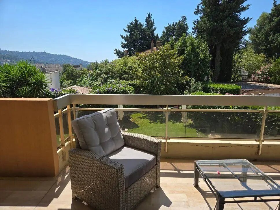 Appartement à louer, 90m², Le Cannet