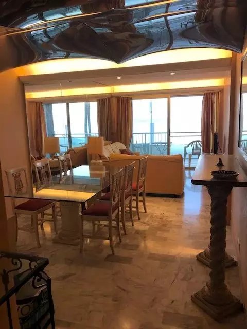 Appartement à louer, 70m², Juan-les-Pins