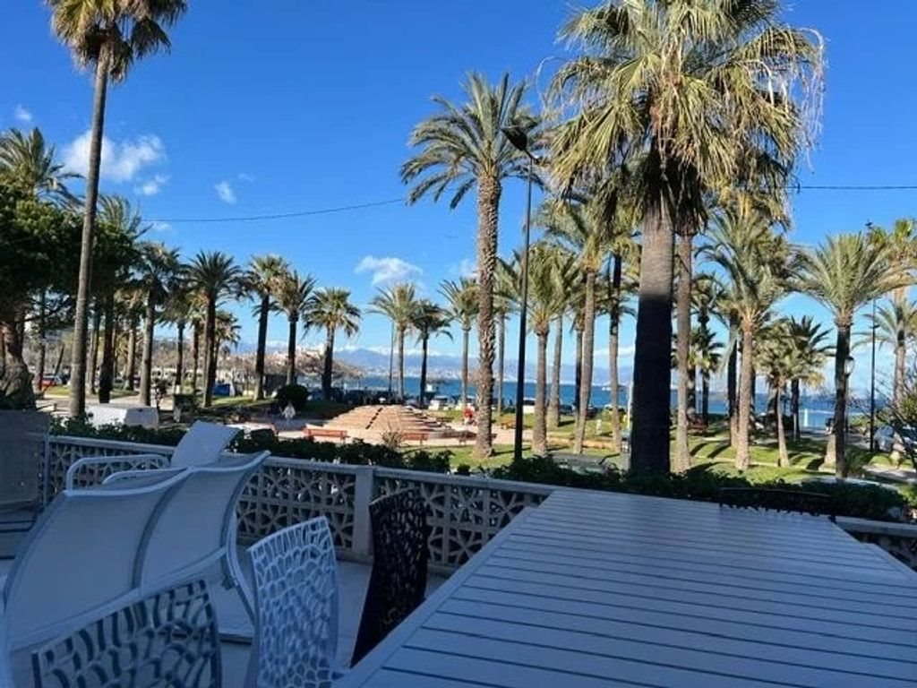 Maison à louer, 131m², Antibes
