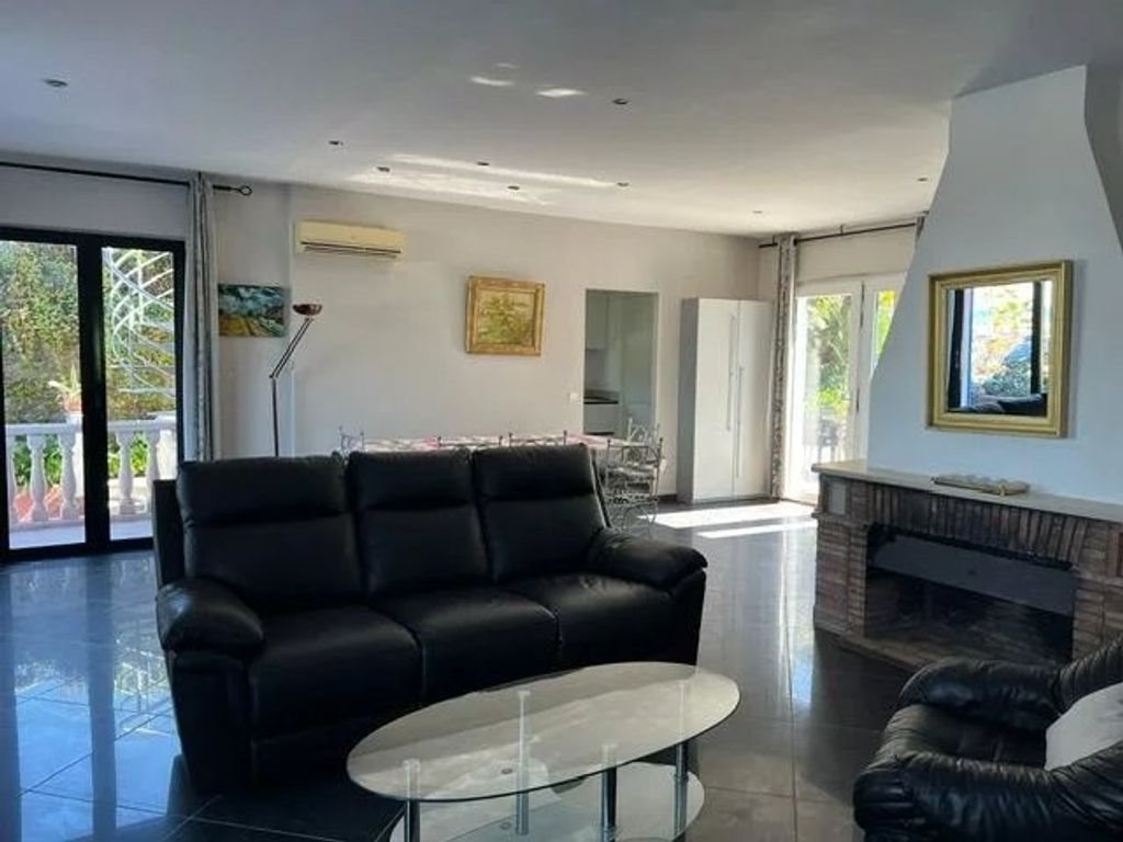 Maison à louer, 131m², Antibes
