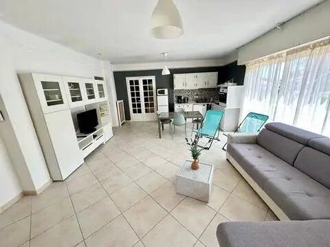 Appartement à louer, 65m², Vence