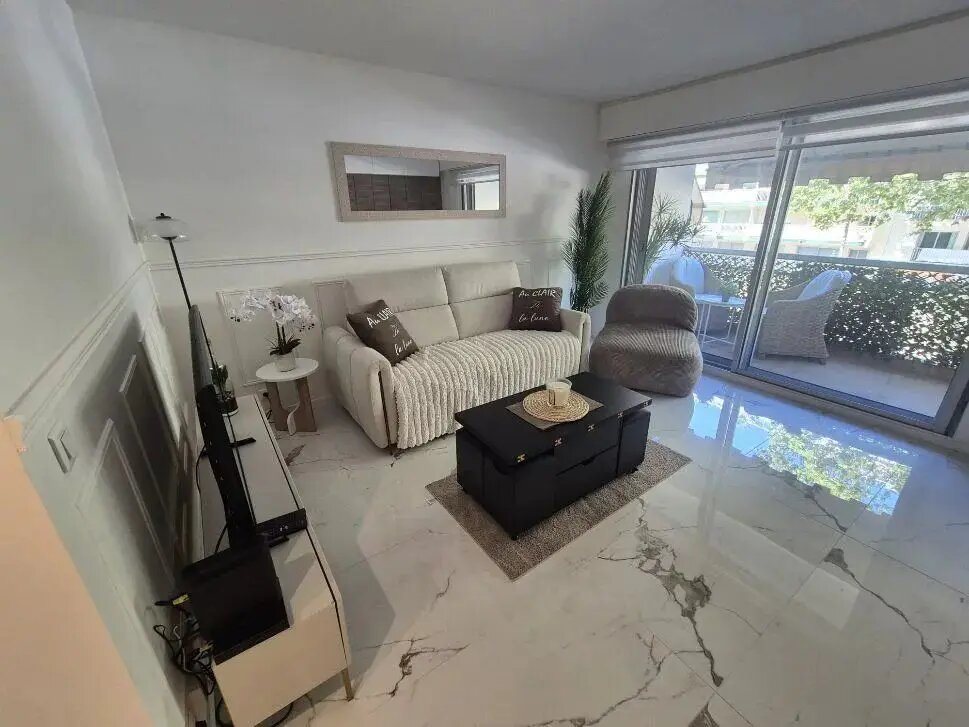 Appartement à louer, 26m², Cannes
