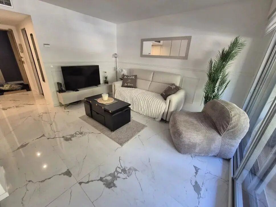Appartement à louer, 26m², Cannes