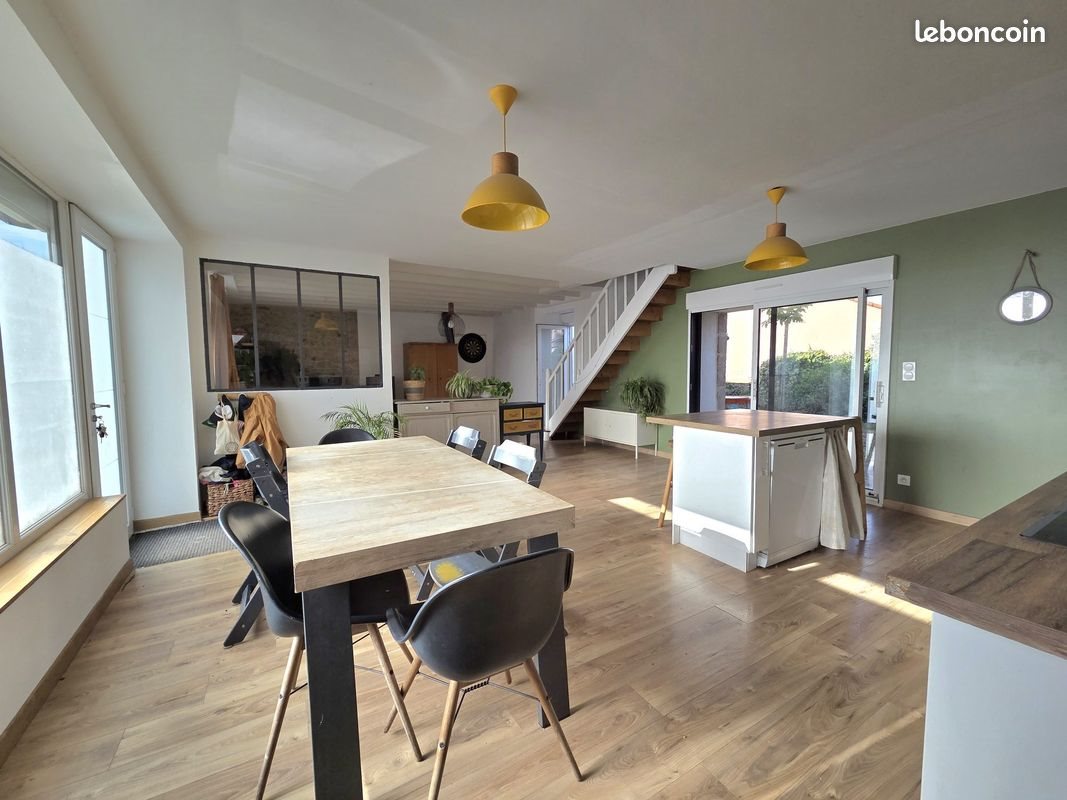 Maison à vendre, 124m², Cugand