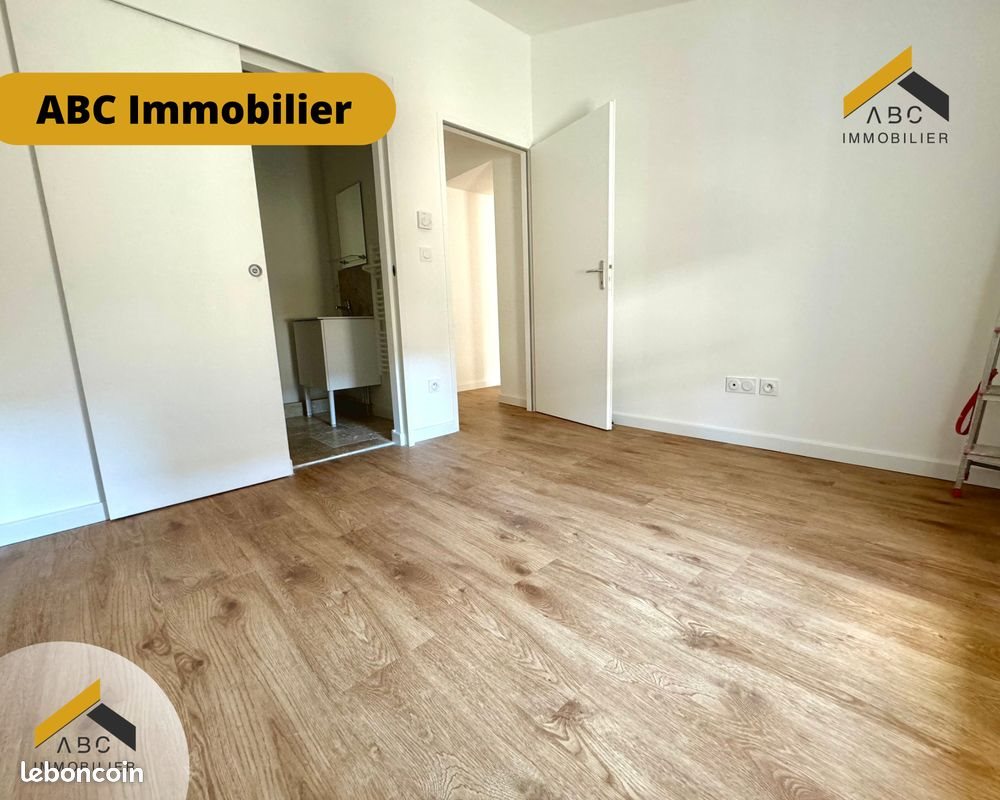 Appartement à louer, 35m², Orange