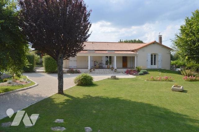 Maison à vendre, 155m², Augé