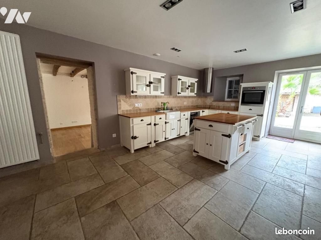 Maison à vendre, 249m², Magné