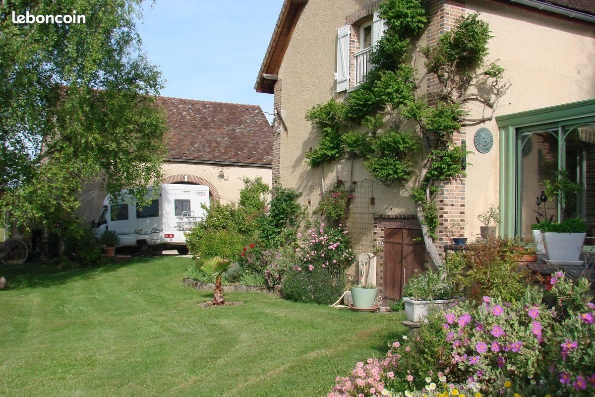Maison à vendre, 214m², La Celle-Saint-Cyr