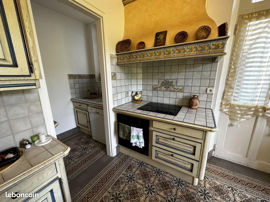 Maison à vendre, 160m², Saint-Julien-du-Sault