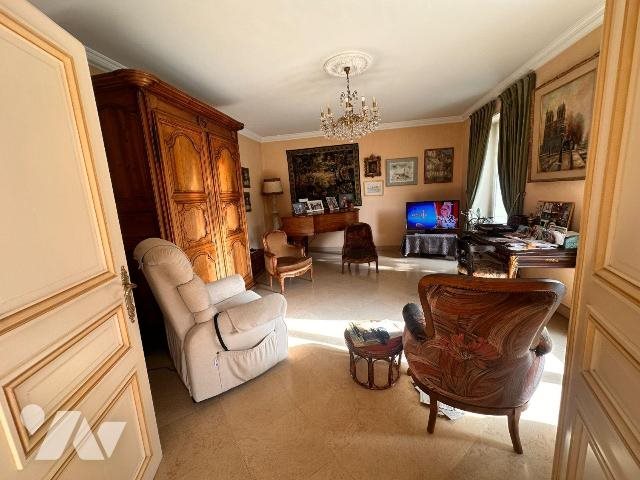 Maison à vendre, 240m², Fréjus