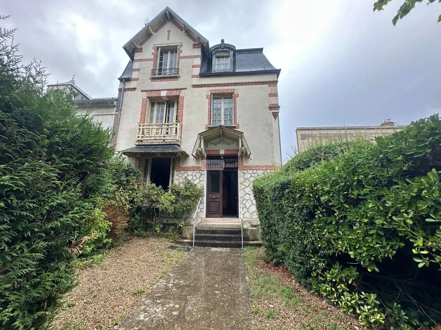 Maison à vendre, 220m², Saint-Julien-du-Sault