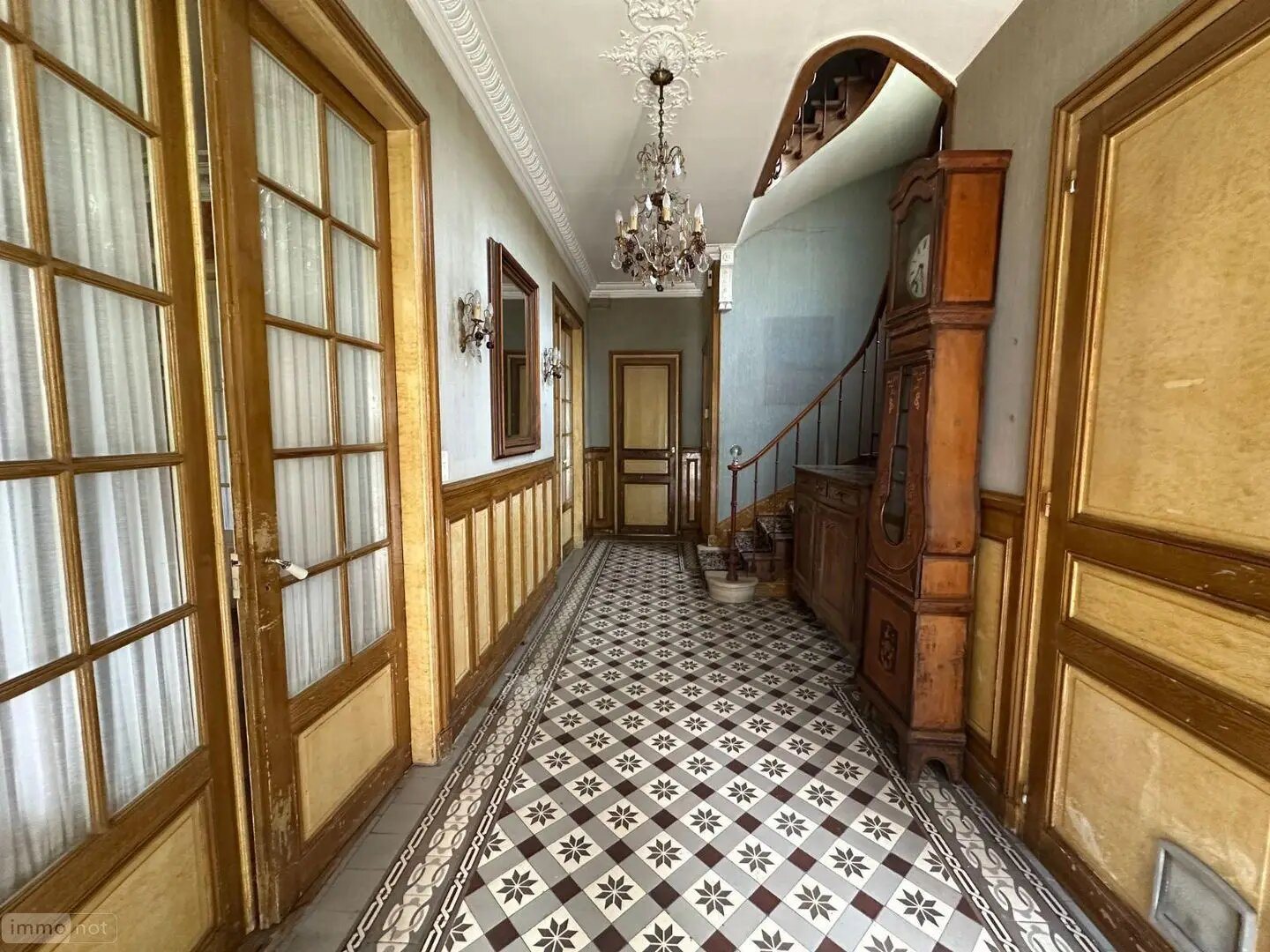 Maison à vendre, 220m², Saint-Julien-du-Sault