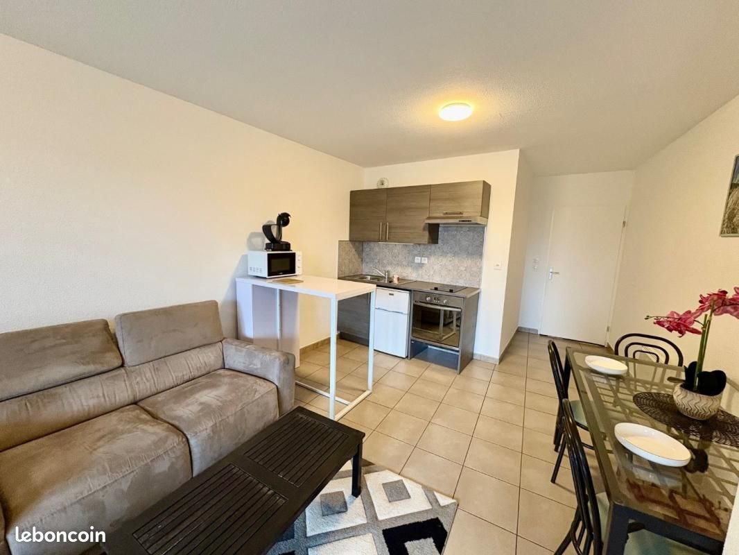 Appartement à louer, 37m², Roanne