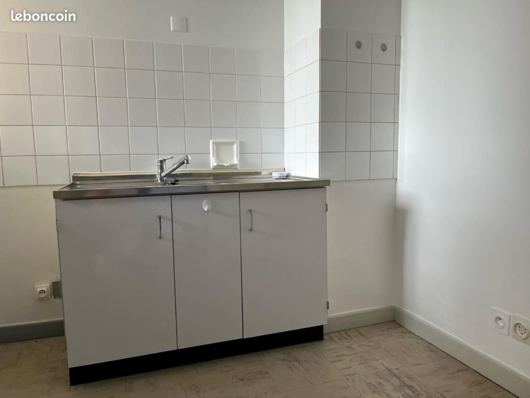 Appartement à louer, 26m², Riorges