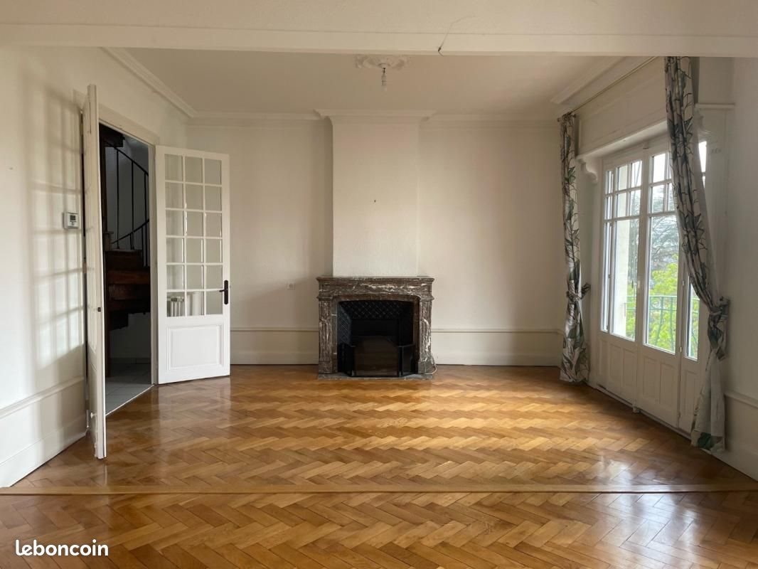 Appartement à louer, 102m², Roanne