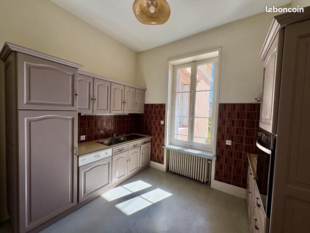 Appartement à louer, 94m², Roanne