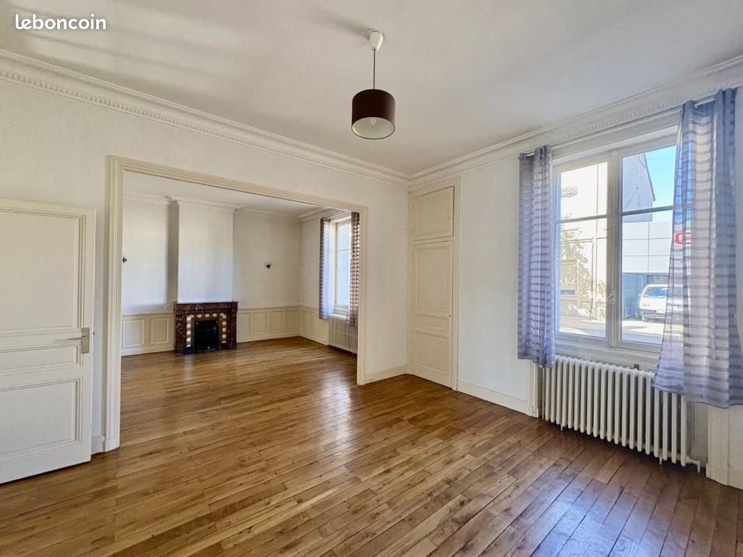 Appartement à louer, 94m², Roanne