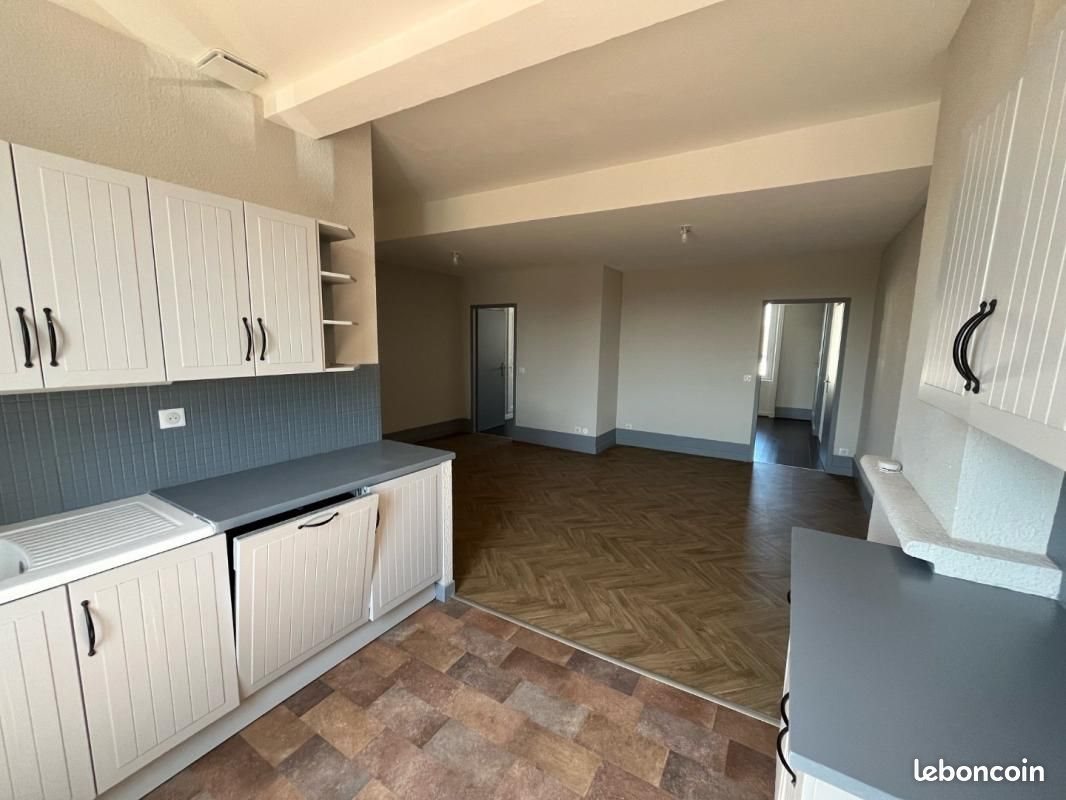 Appartement à louer, 57m², Roanne