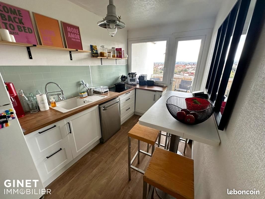 Appartement à vendre, 73m², Riorges