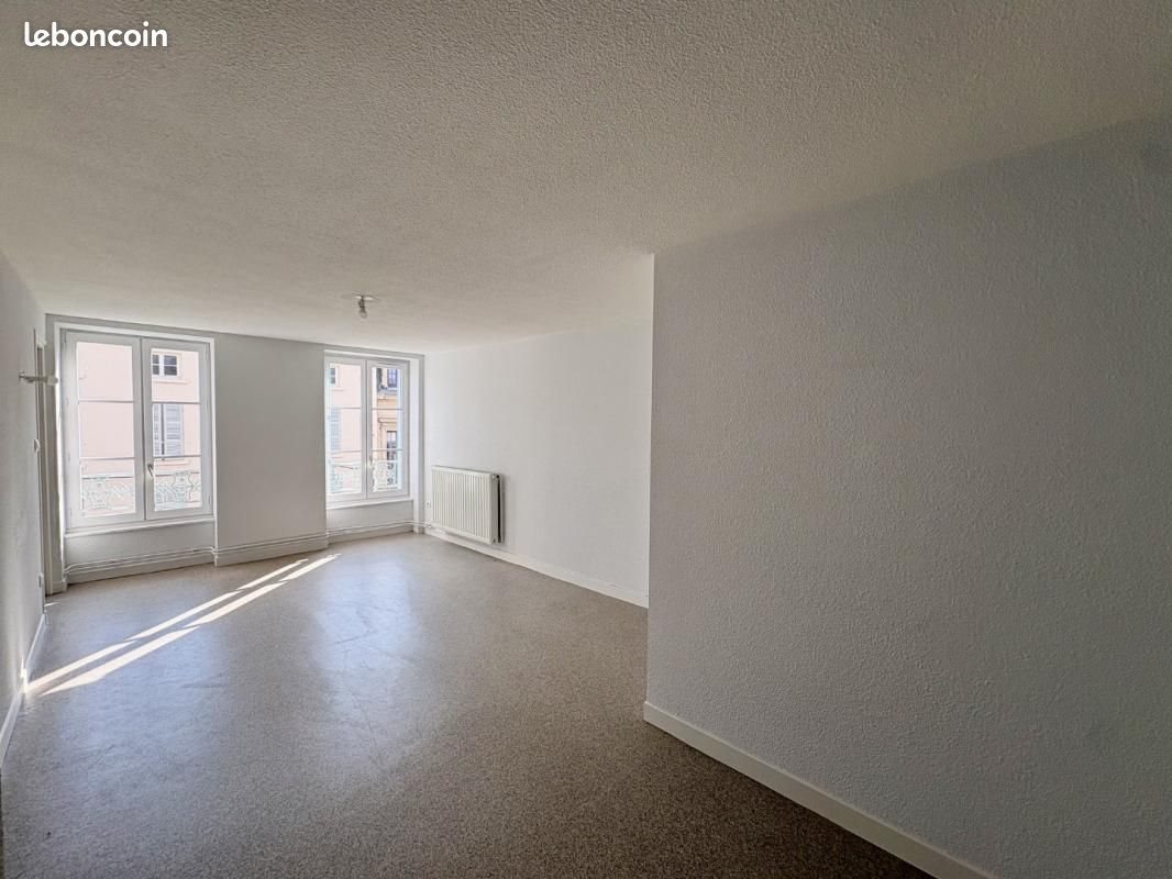 Appartement à louer, 60m², Roanne