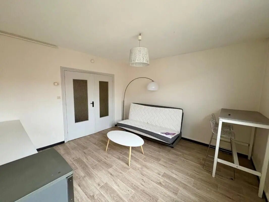 Appartement à louer, 29m², Roanne