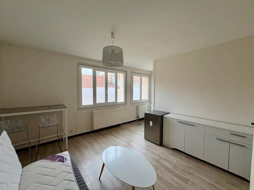 Appartement à louer, 29m², Roanne