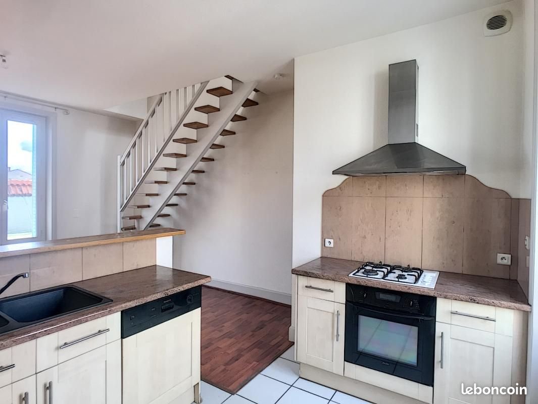 Appartement à louer, 82m², Roanne