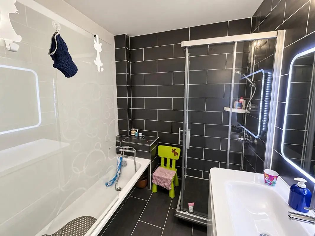 Appartement à vendre, 77m², Roanne