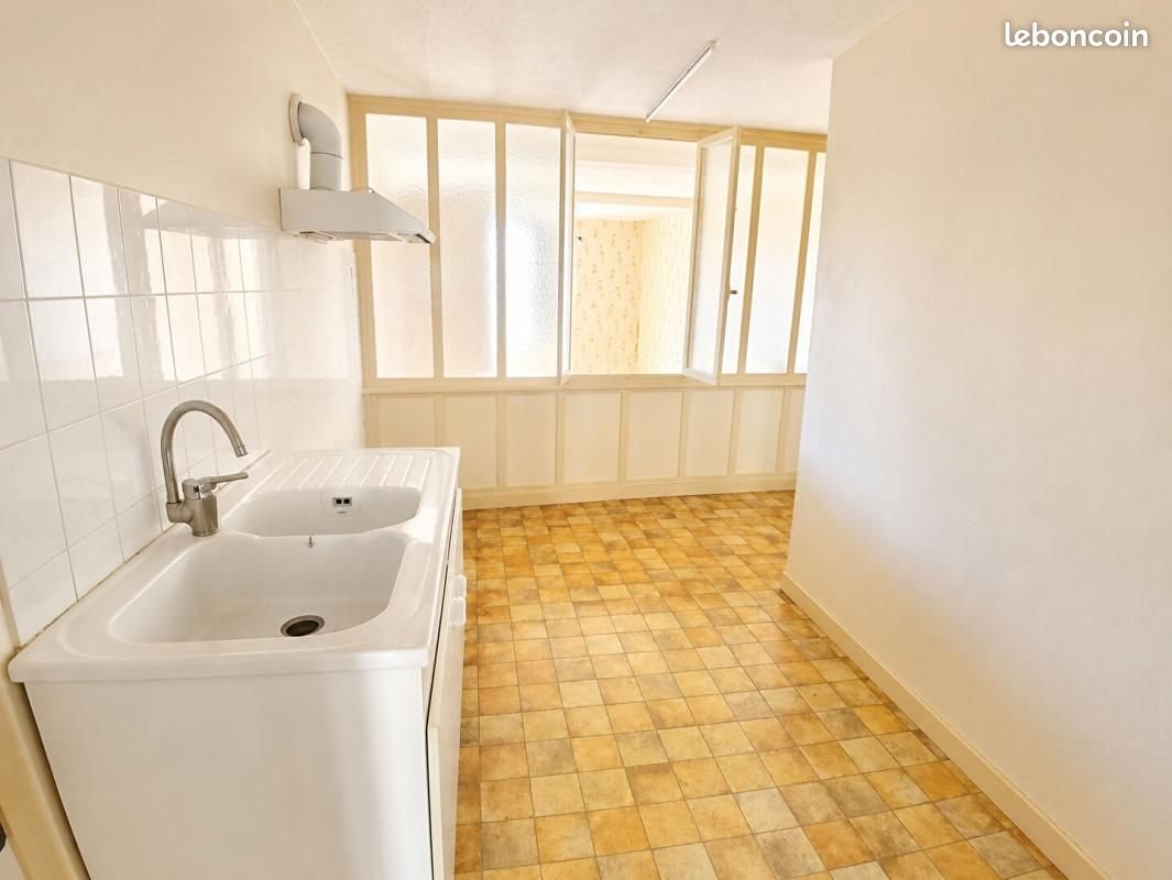 Maison à vendre, 110m², Saint-Cyr-de-Valorges