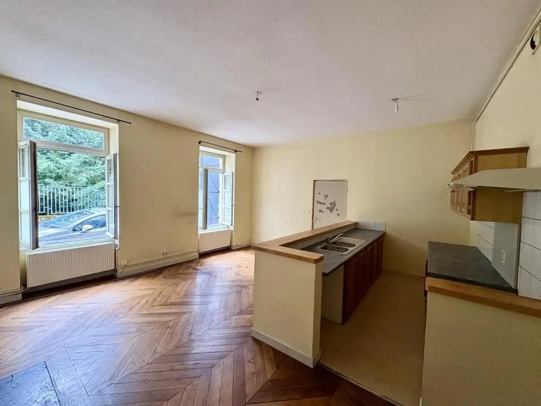 Appartement à louer, 49m², Amplepuis