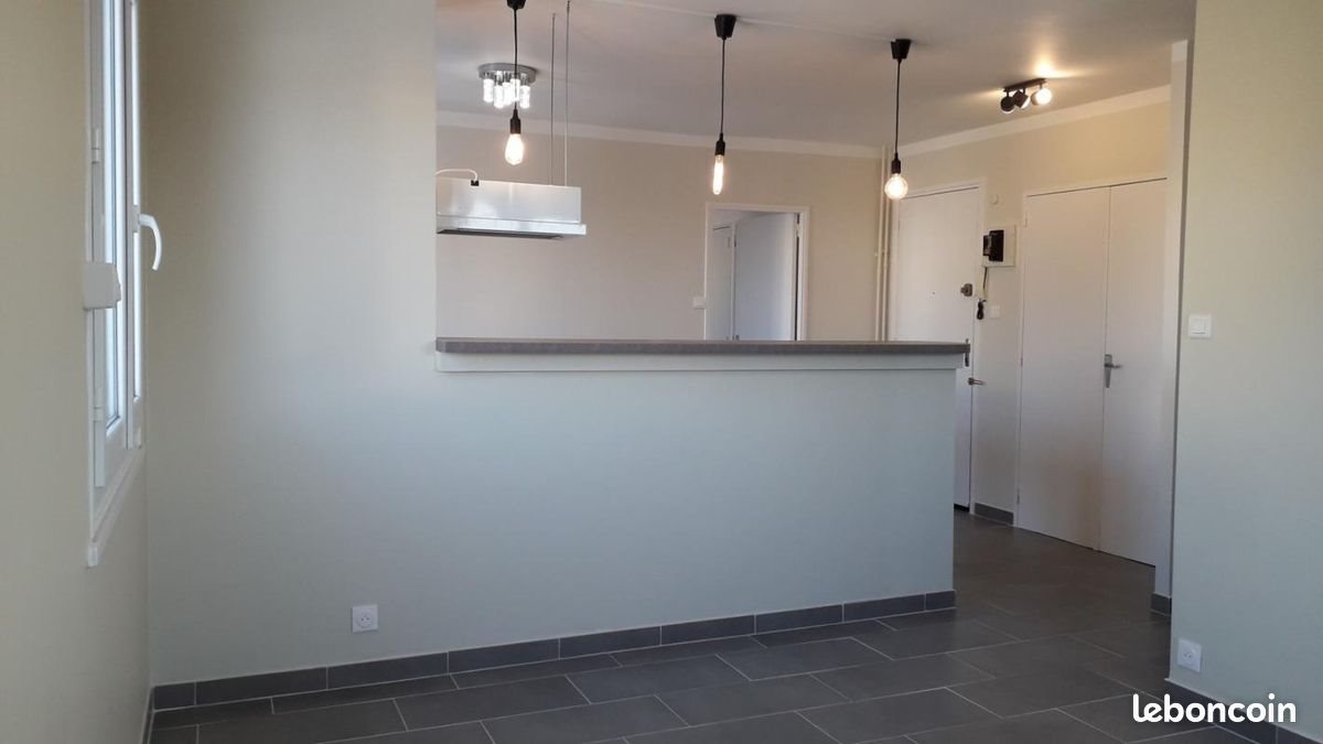 Appartement à louer, 46m², Roanne