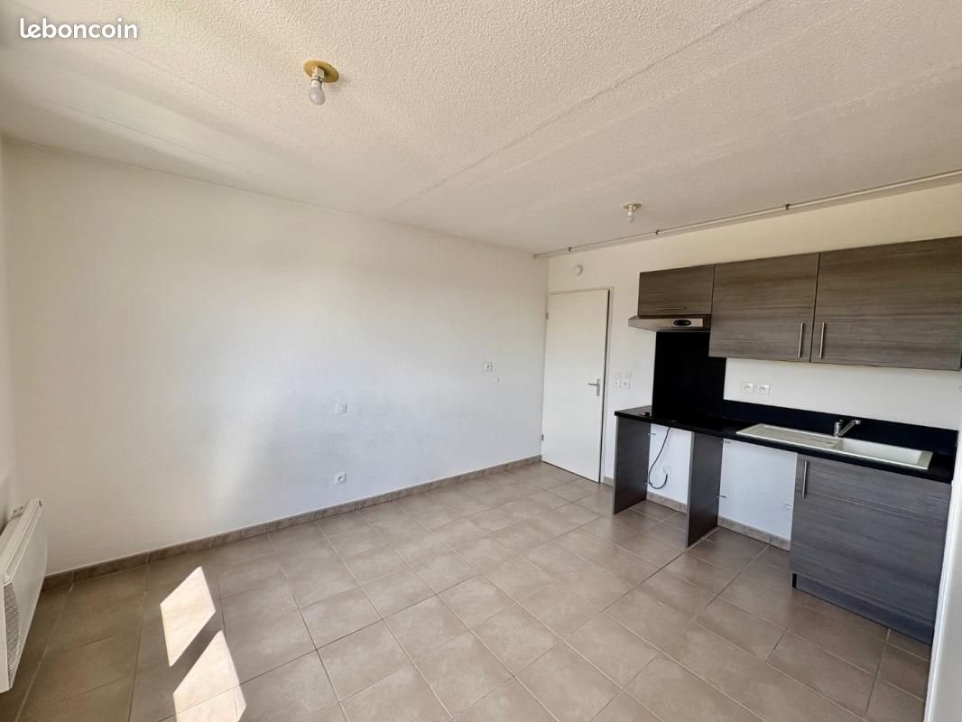 Appartement à louer, 27m², Roanne