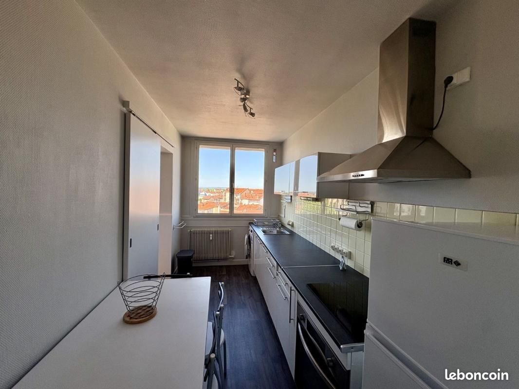 Appartement à louer, 52m², Roanne