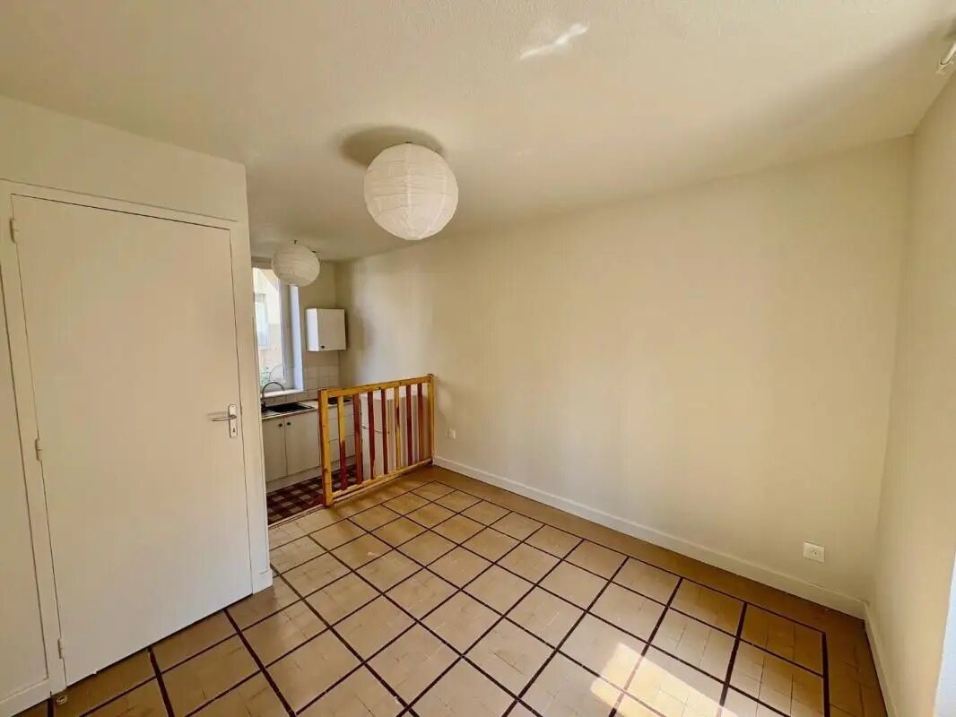 Appartement à louer, 16m², Roanne