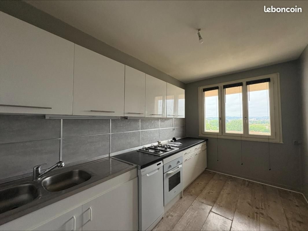 Appartement à louer, 80m², Roanne