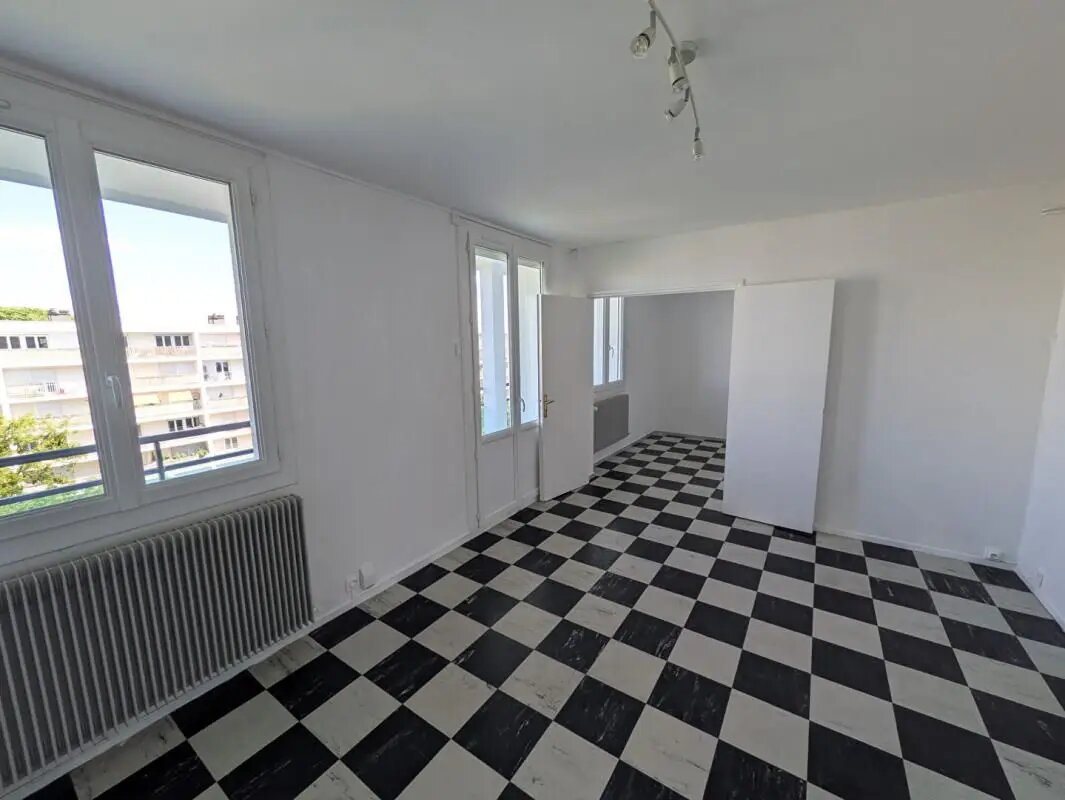 Appartement à vendre, 70m², Roanne