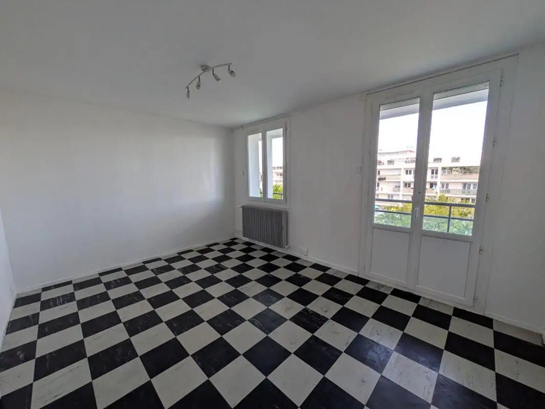 Appartement à vendre, 70m², Roanne