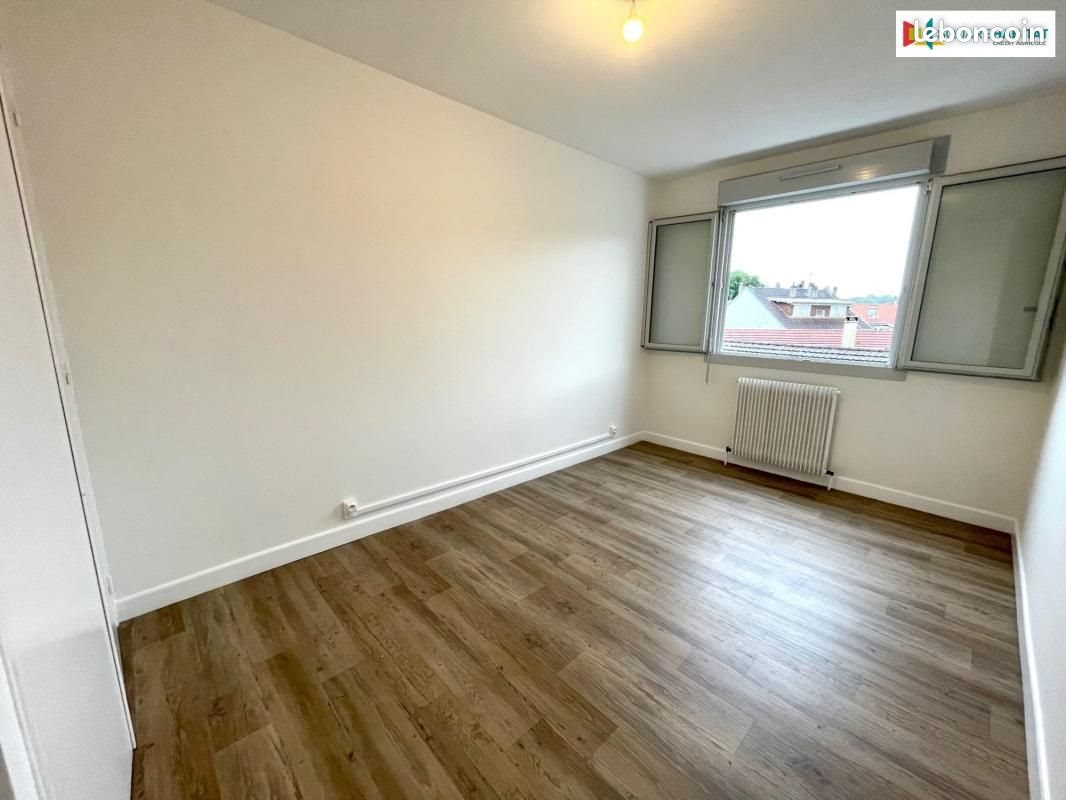 Appartement à louer, 63m², Oloron-Sainte-Marie