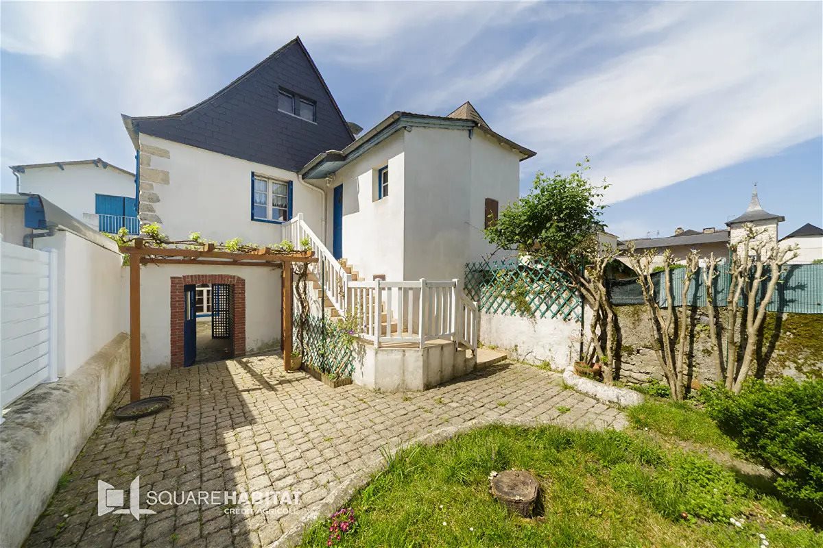 Maison à vendre, 168m², Oloron-Sainte-Marie