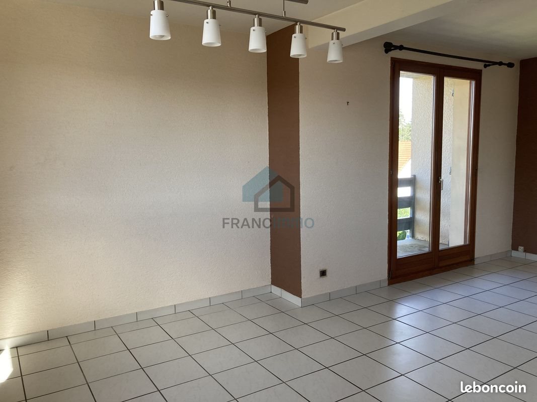 Appartement à louer, 94m², Charquemont