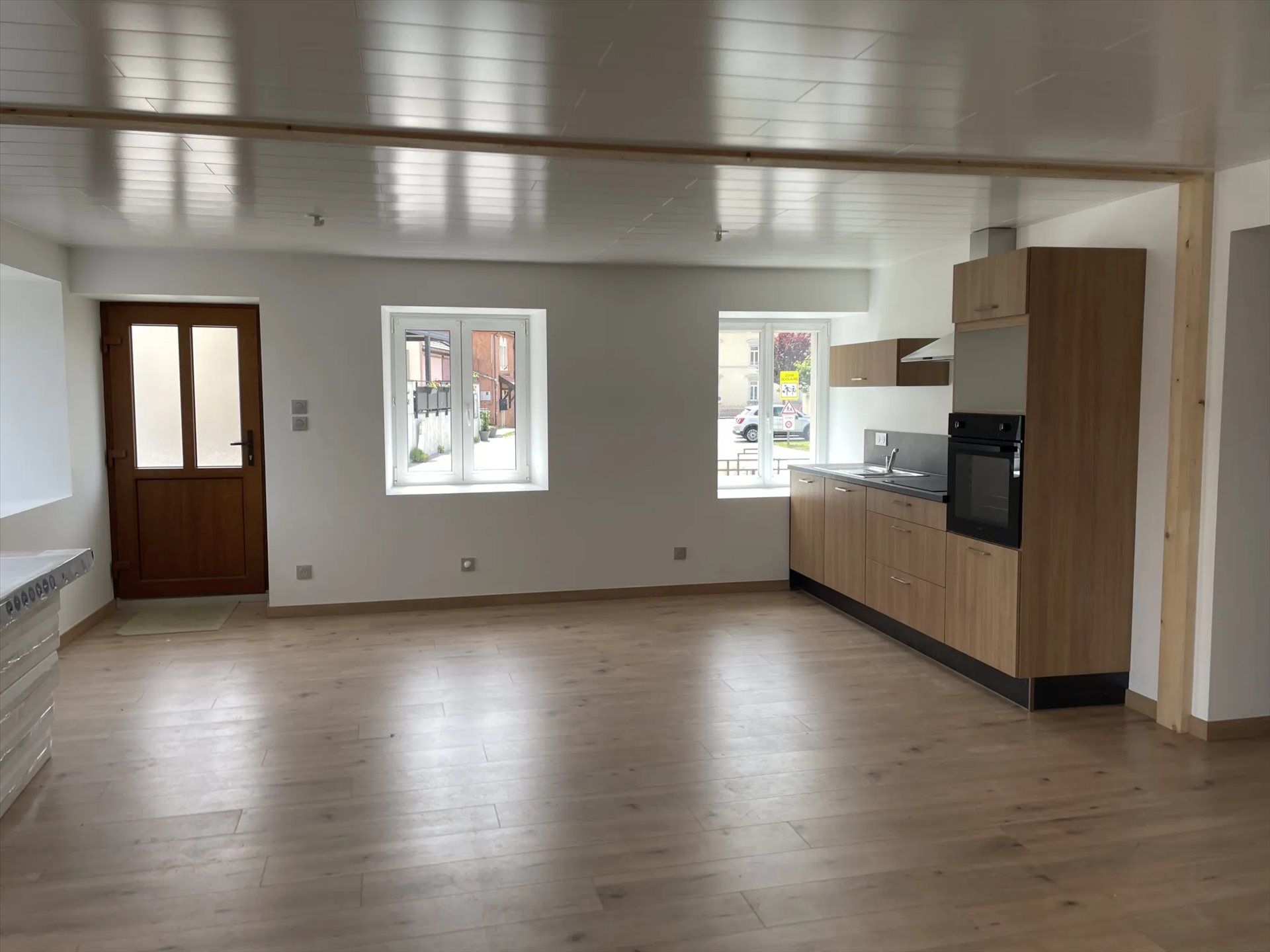 Appartement à louer, 77m², Trévillers