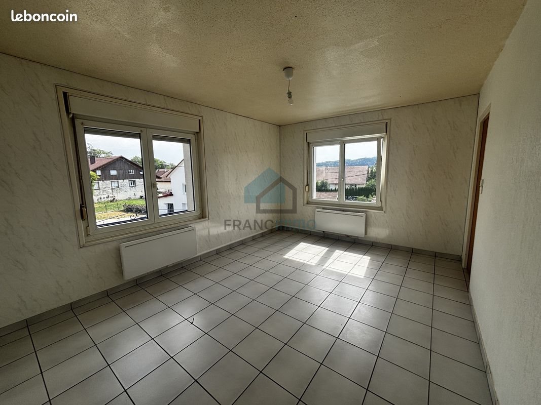 Appartement à louer, 58m², Trévillers