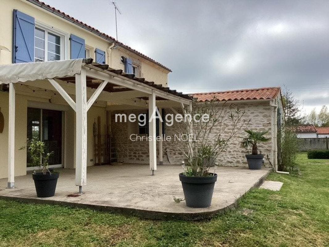 Maison à vendre, 205m², La Taillée